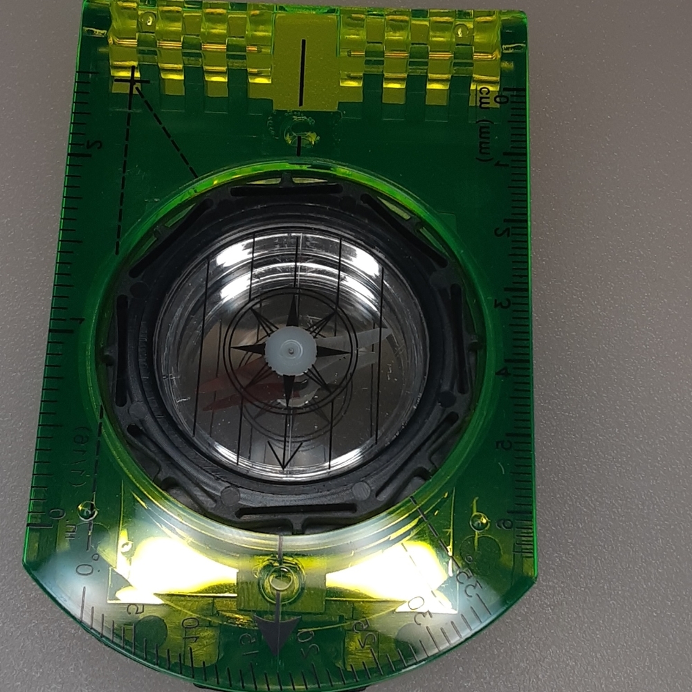 Explorer Compass - Picture 6 of 11